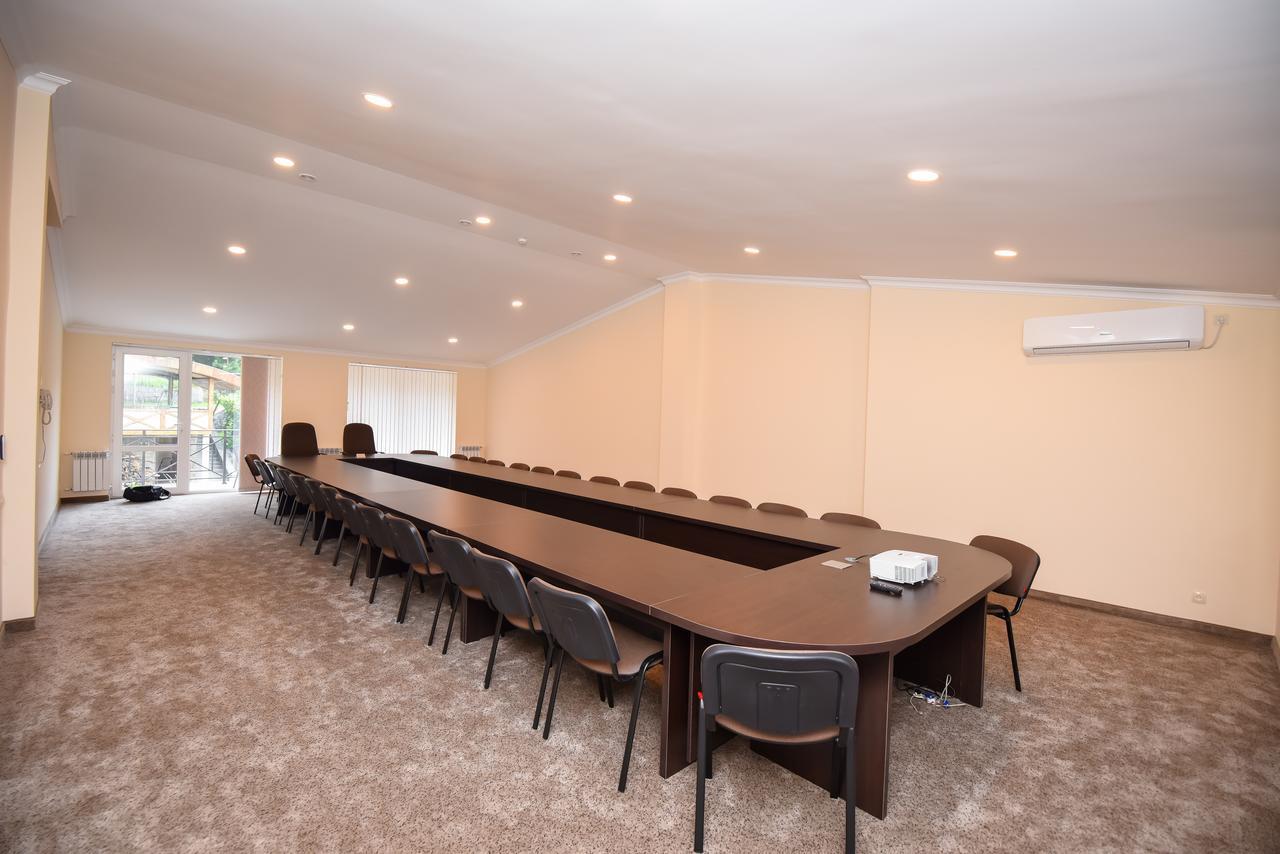 Laguna Hotel Vanadzor Extérieur photo